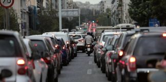 Στην τσιμπίδα της ΑΑΔΕ, ανασφάλιστα, ακινητοποιημένα και οχήματα με απλήρωτα τέλη – Έρχονται τσουχτερά πρόστιμα