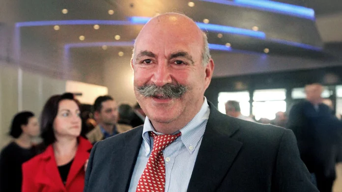 Χρήστος Μαυρίκης: Ποινική δίωξη για δωροδοκία σε αρεοπαγίτη δικαστή
