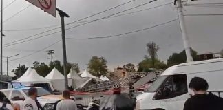 Μεξικό: Πανικός από κατάρρευση σκηνής κατά τη διάρκεια εκδήλωσης – Τουλάχιστον 7 τραυματίες