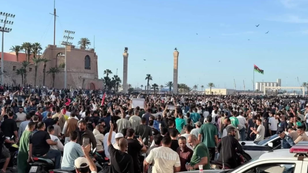 mixcollage-17-may-2025-05-28-am-4923