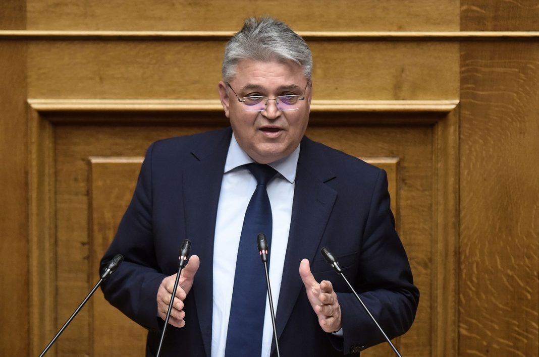 ÓÕÆÇÔÇÓÇ ÓÔÇÍ ÏËÏÌÅËÅÉÁ ÔÇÓ ÂÏÕËÇÓ ÅÐÉ ÔÇÓ ÐÑÏÔÁÓÅÙÓ ÄÕÓÐÉÓÔÉÁÓ ÊÁÔÁ ÔÇÓ ÊÕÂÅÑÍÇÓÇÓ ÐÏÕ ÕÐÅÂÁËÅ ÔÏ ÐÁÓÏÊ - ÊÉÍÁË <br> (3ç ÇÌÅÑÁ) <br><br>