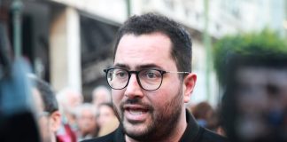 Σπυρόπουλος: Διασύρεται η χώρα με περιπτώσεις διαφθοράς κάθε τρεις και λίγο, τη μία με τις παρατάσεις στη σύμβαση 717 και τώρα με τον ΟΠΕΚΕΠΕ