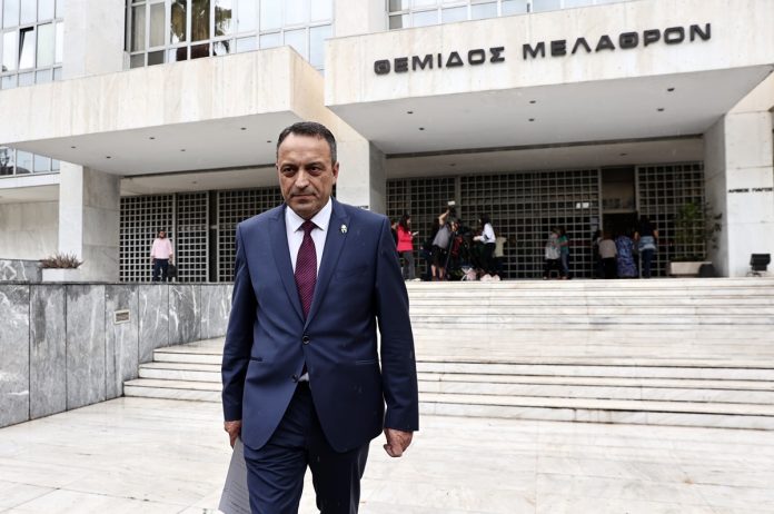 Δίκη των “Σπαρτιατών”: “Δεν εξαπατήθηκαν οι εκλογείς-Δεν ήταν πίσω από εμένα ο Κασιδιάρης” κατέθεσε ο Στίγκας