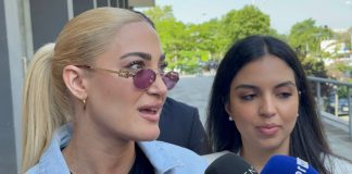 Στα δικαστήρια η Τούνη για το revenge porn – «Αυτοί οι άνθρωποι βρίσκονται έξω και γελάνε»