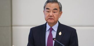 Πεκίνο για ΗΠΑ: «Μερικές μείζονες δυνάμεις» έχουν εμμονή με «το νόμο του ισχυρότερου»