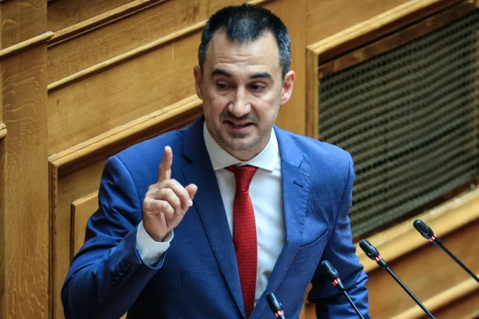 Γιατί επιμένει ο Αλ. Χαρίτσης