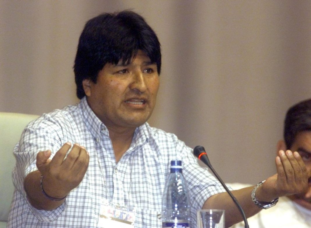 2025-05-16T230016Z_2136111595_RC2CJEAI3LIV_RTRMADP_5_BOLIVIA-POLITICS-MORALES-CLASHES-1200x882
