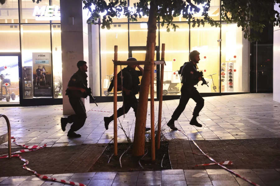 629243992602221e0672e3a67c112b9f_L