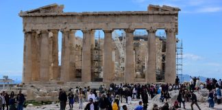 Τα μικρά και μεγάλα «πορτοφόλια» του τουρισμού