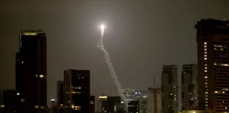 IDF: Το Ιράν έχει εκτοξεύσει 400 βαλλιστικούς πυραύλους – Οι 20 έπληξαν περιοχές στο Ισραήλ