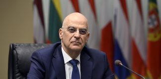 Δένδιας: Οι ΕΔ νοίκιαζαν μία ολόκληρη πολυκατοικία σε έναν αξιωματικό – 800.000 οι απώλειες των εσόδων