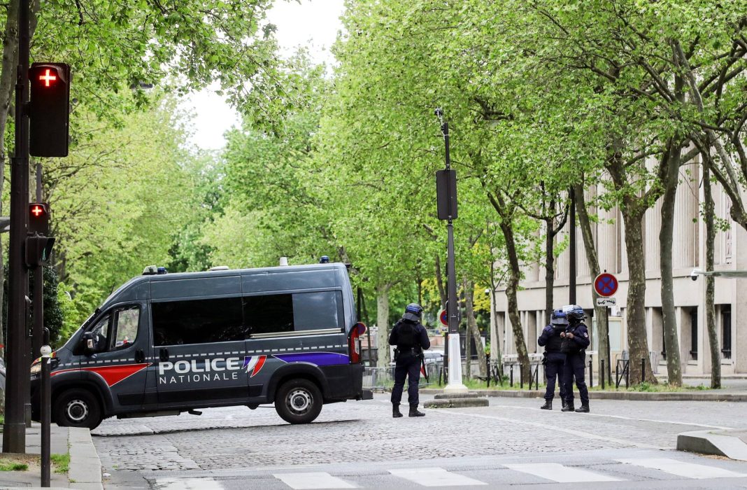 gallia-parisi-astynomia