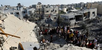 Γάζα: 51 Παλαιστίνιοι σκοτώθηκαν από ισραηλινή επίθεση – Περίμεναν φορτηγά με ανθρωπιστική βοήθεια