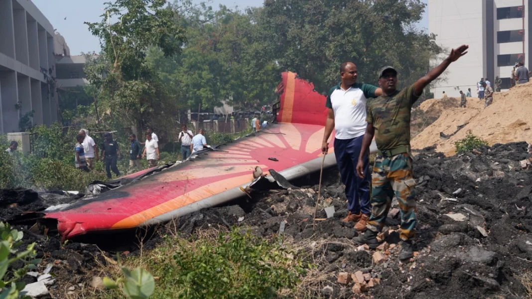 india-plane-crash__5_