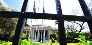 Μπορεί η Κοινοβουλευτική Ομάδα να «ρίξει» την κυβέρνηση Μητσοτάκη (και την παρέα του Μαξίμου);