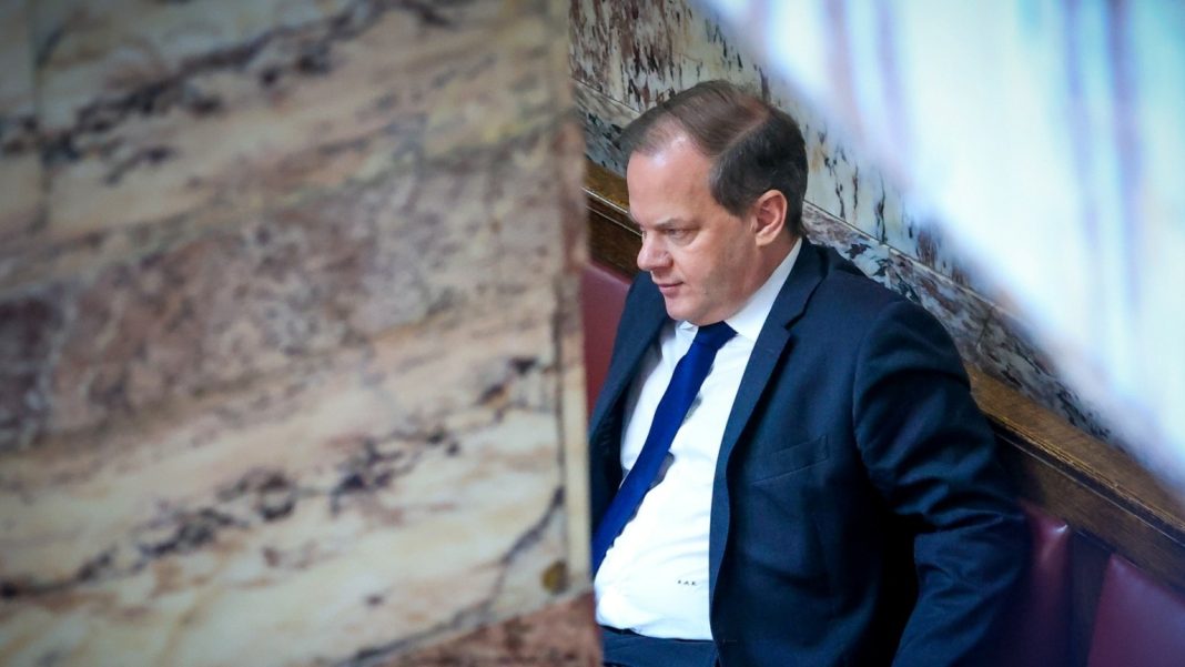 karamanlis_vouli_new-1536x864