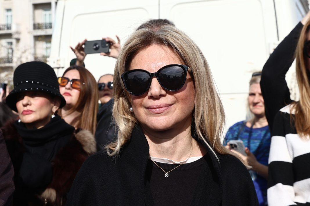 ÓÕÃÊÅÍÔÑÙÓÇ ÄÉÁÌÁÑÔÕÑÉÁÓ ÃÉÁ ÔÏ ÓÉÄÇÑÏÄÑÏÌÉÊÏ ÄÕÓÔÕ×ÇÌÁ ÔÙÍ ÔÅÌÐÙÍ ÓÔÇÍ ÁÈÇÍÁ