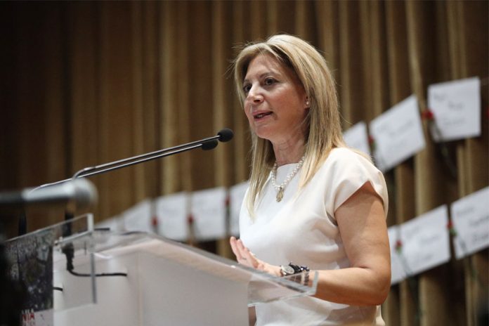 Σφοδρή επίθεση Καρυστιανού σε κυβέρνηση και αντιπολίτευση: “Σύνταγμα σε κατάσταση πολιορκίας”