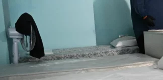 Υγειονομική βόμβα στην καρδιά του Πειραιά: Γεμάτη κοριούς η δομή της UNESCO στα Καμίνια!