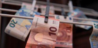 ΑΑΔΕ: Δημοσίευσε τον κατάλογο των μεγαλοοφειλετών σε Εφορία και ΕΦΚΑ – Πόσα από αυτά μπορούν να εισπραχθούν όμως;