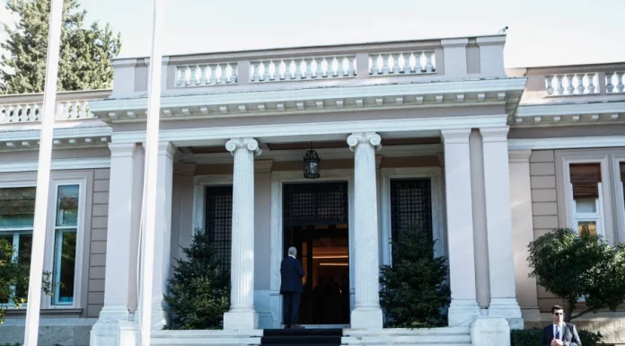 Όταν το ελληνικό κράτος υφίσταται συντριπτικές ήττες μέσα στην επικράτειά του από ξένα κράτη! Όχι σε Προανακριτική για τον ΟΠΕΚΕΠΕ αποφάσισε το Μαξίμου