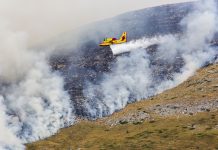Φωτιά στη Γαστούνη Ηλείας – Σηκώθηκαν τρία αεροσκάφη