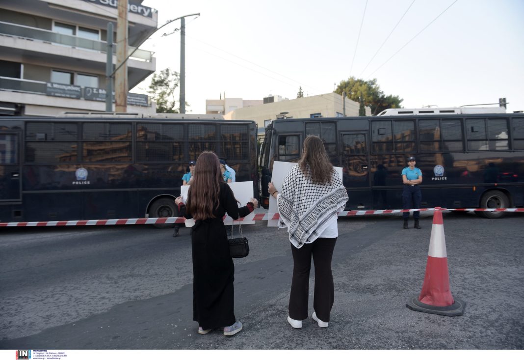 ÄÉÁÌÁÑÔÕÑÉÁ ÐÁËÁÉÓÔÉÍÉÙÍ ÊÁÉ ÁËËÇËÅÃÃÕÙÍ ÓÔÇÍ ÁÈÇÍÁ ÌÅ ÁÖÏÑÌÇ ÔÇ ÄÉÅÈÍÇ ÇÌÅÑÁ ÐÁËÁÉÓÔÉÍÉÙÍ ÊÑÁÔÏÕÌÅÍÙÍ