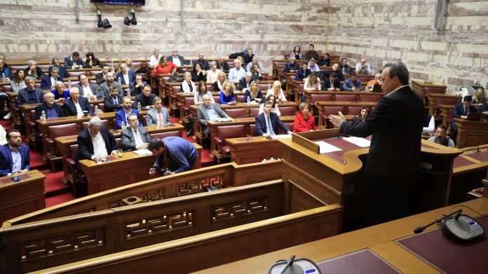 ΣΥΡΙΖΑ: «Αποχή» από την ψηφοφορία για την Προανακριτική αποφάσισε το προεδρείο της ΚΟ – Καταγγέλλει τη ΝΔ για τη μέθοδο που επέβαλλεΣΥΡΙΖΑ: «Αποχή» από την ψηφοφορία για την Προανακριτική αποφάσισε το προεδρείο της ΚΟ – Καταγγέλλει τη ΝΔ για τη μέθοδο που επέβαλλε