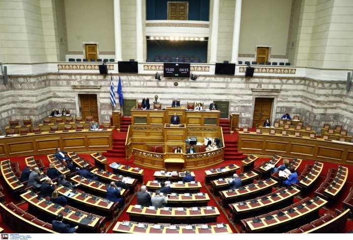 Προανακριτική με 14 (!) κάλπες στη Βουλή
