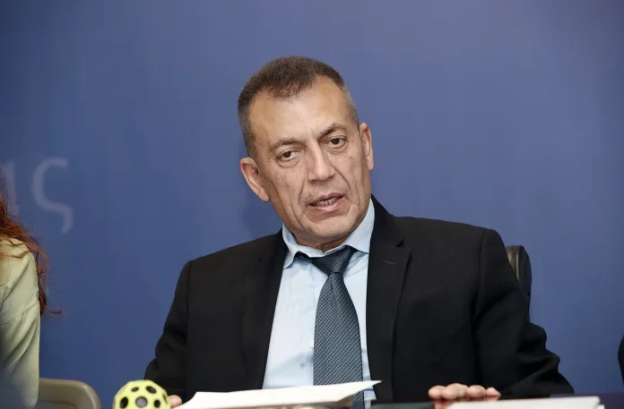 Βρούτσης: Δεν απαιτείται κοινή παρουσία Γιαννακόπουλου και Αγγελόπουλων – Μόνο προαπαιτούμενο η προσέλευση και μία δήλωση