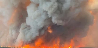 Οι δασικές πυρκαγιές στον Καναδά στέλνουν σύννεφα καπνού επάνω από την Ευρώπη, λέει το Copernicus