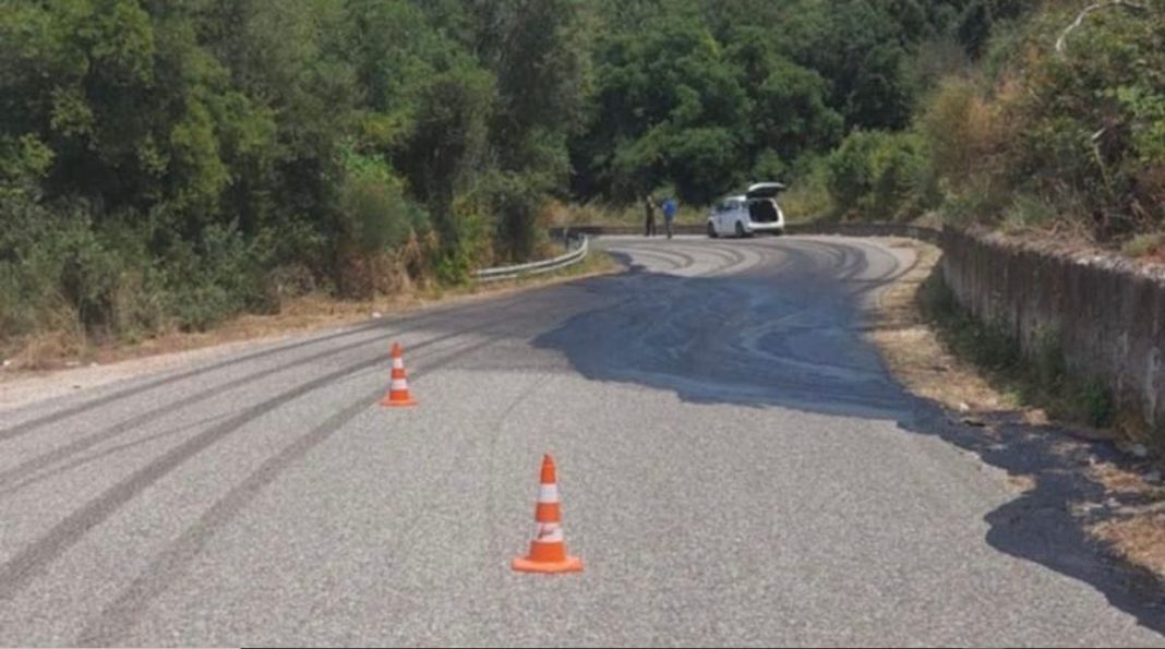 καυστικο-κυριο