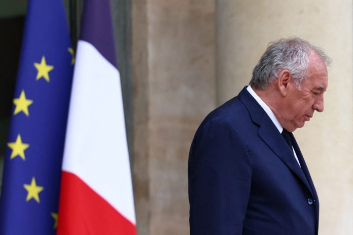 Γαλλία: Σε περιδίνηση μετά τα μέτρα σοκ – Το αβέβαιο πολιτικό μέλλον του Μπαϊρού