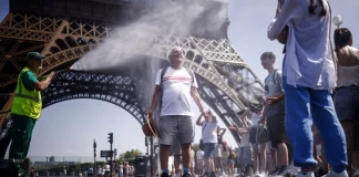Τετρακόσιοι ογδόντα θάνατοι παραπάνω από το αναμενόμενο λόγω καύσωνα στη Γαλλία