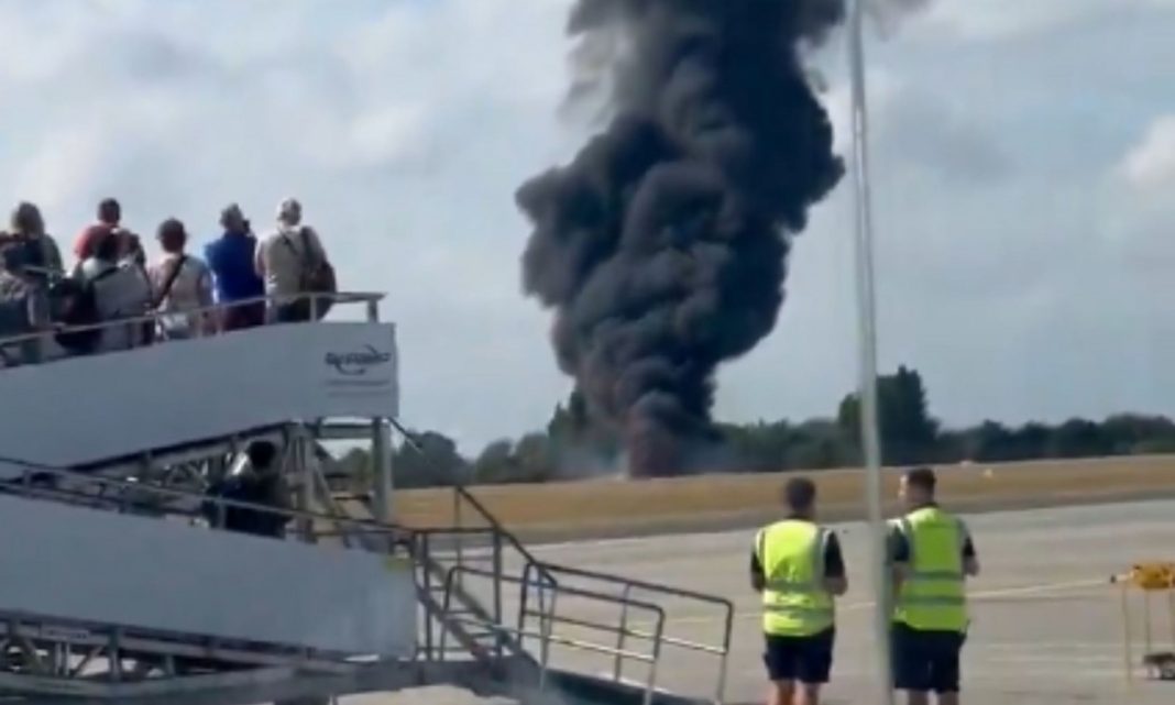 3ebcf255-1752425246679-208395267-syntrivi-aeroskafous