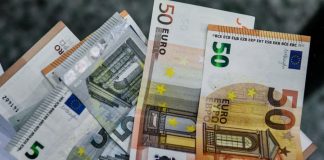 Επίδομα 100 ευρώ «χωρίς να κάνεις τίποτα»: Τελευταία ευκαιρία για αίτηση – Έκλεισαν 55.000 θέσεις