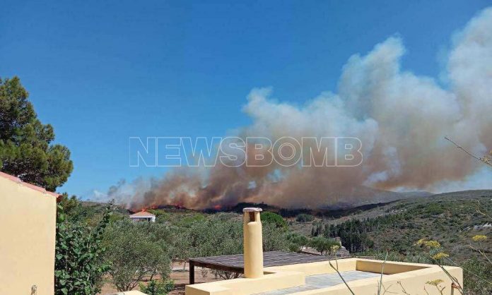 Φωτιά τώρα στα Κύθηρα: «Έχει καεί το μισό νησί», λέει ο αντιδήμαρχος