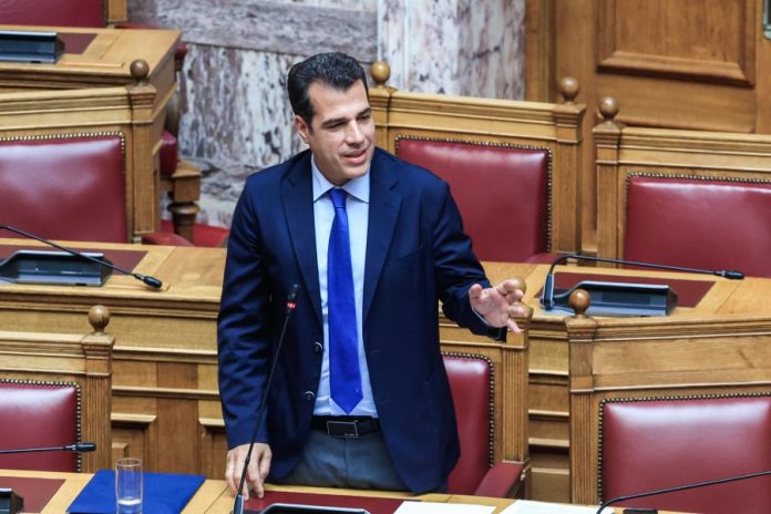 Η βίαιη ωρίμανση του Πλεύρη