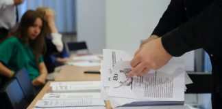 Ποια κόμματα και με ποιους αρχηγούς θα κατέλθουν στις κάλπες; Τα 2+4 ερωτήματα ενόψει του χειμώνα