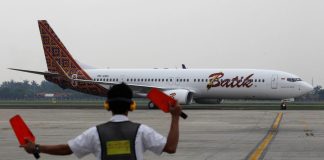 Ινδονησία: Πιλότος σώζει το αεροπλάνο του από ισχυρό άνεμο λίγο πριν την προσγείωση