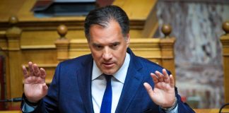 Τρολάρει με ΟΠΕΚΕΠΕ ο Άδωνις…