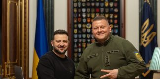 Ουκρανία: Στα χέρια του Τραμπ η παραμονή του Ζελένσκι στην εξουσία ή η αντικατάστασή του