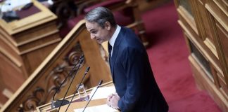 Ο βασιλιάς είναι γυμνός