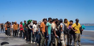 Σάμος: Λαθρομετανάστες διαμαρτύρονται γιατί δεν μπορούν να εγκαταλείψουν τον καταυλισμό