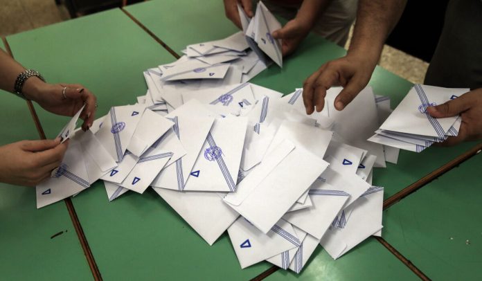 Στον αέρα η ρύθμιση για την καταμέτρηση των «σταυρών» στα ψηφοδέλτια