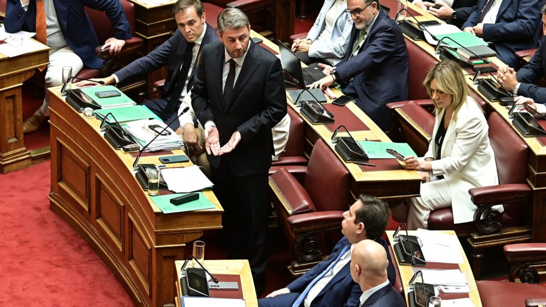 androulakis-mitarakis-8876-new