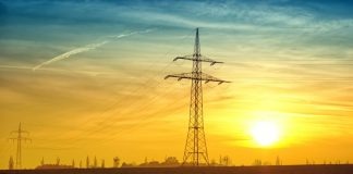 Ο παρατεταμένος καύσωνας φέρνει συναγερμό για blackout και διακοπές ρεύματος