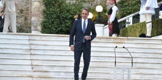 Πώς διαβάζει ο Μητσοτάκης τον Σαμαρά και τον Τσίπρα