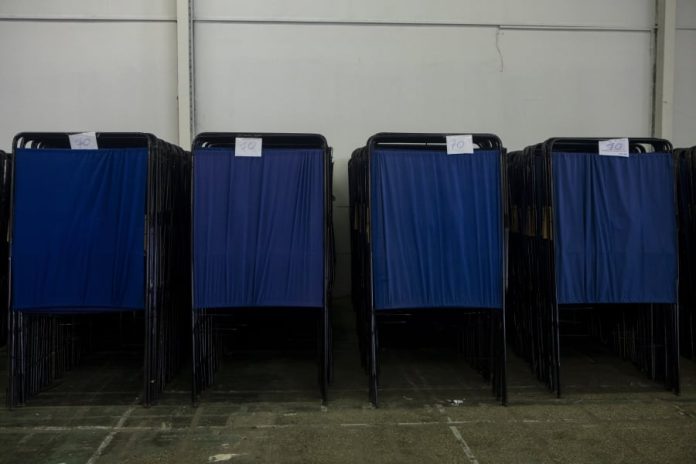 Μυστικές δημοσκοπήσεις: Πέφτουν όλα τα μεγάλα κόμματα!