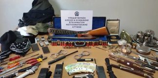 Άνω Γλυφάδα: Επεισοδιακή σύλληψη διαρρηκτών – Τραυμάτισαν με κατσαβίδι αστυνομικό